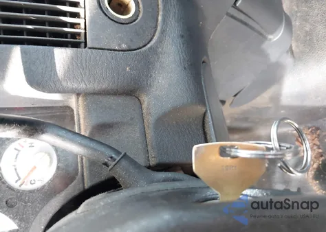 2004 Dodge Ram 1500 St z USA, uszkodzony, nr VIN 1D7HA16KX4J215356